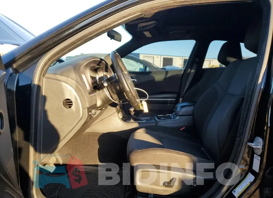 2C3CDXBG8KH700114 Photo# 7
