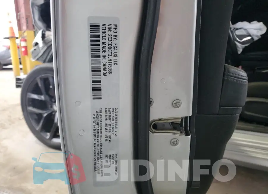 2C3CDXCT3LH175038 Photo# 12