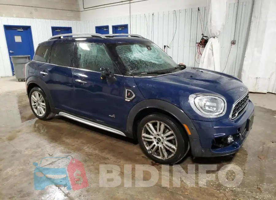 WMZYT5C38J3E60877 Photo# 4