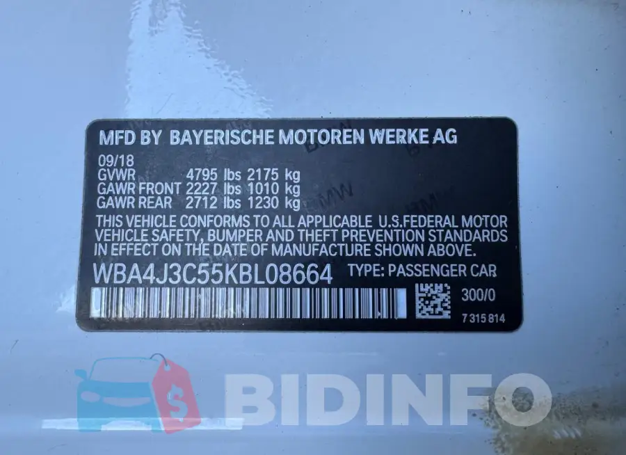 WBA4J3C55KBL08664 Photo# 10