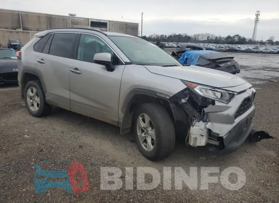 2T3P1RFV7MC202243 Photo# 4