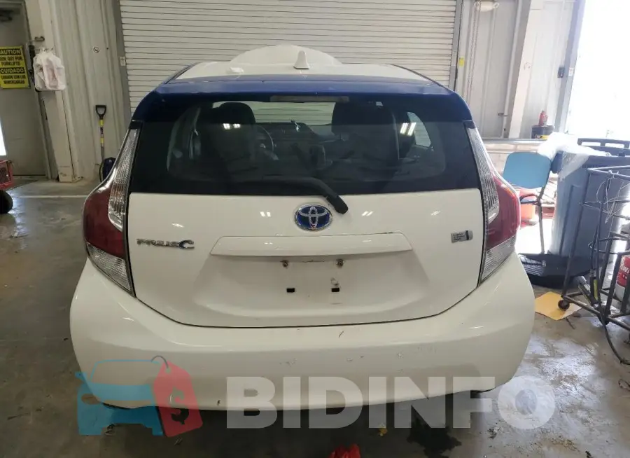 JTDKDTB39G1121832 Photo# 6
