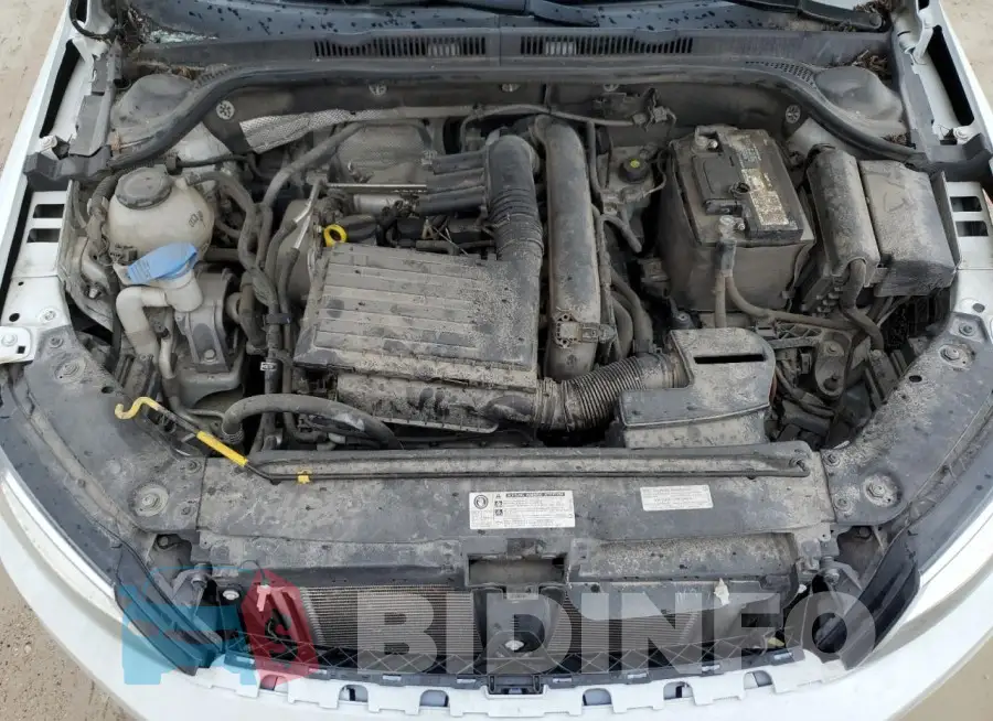 3VW2B7AJ1JM244691 Photo# 11