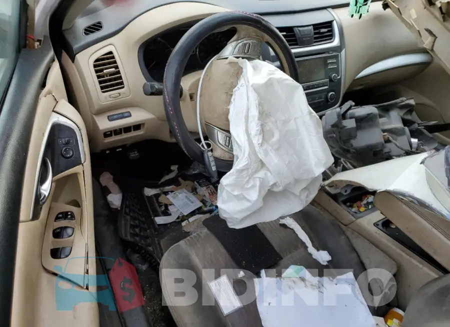 1N4AL3AP5HN311422 Photo# 8