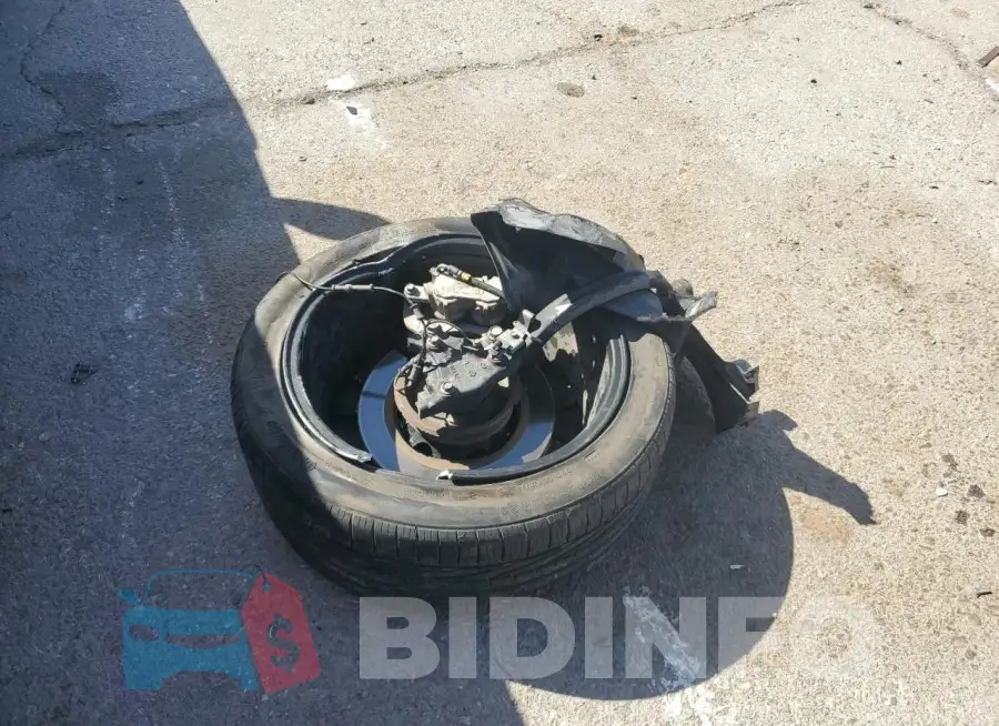 2C3CDXHG1PH686622 Photo# 12