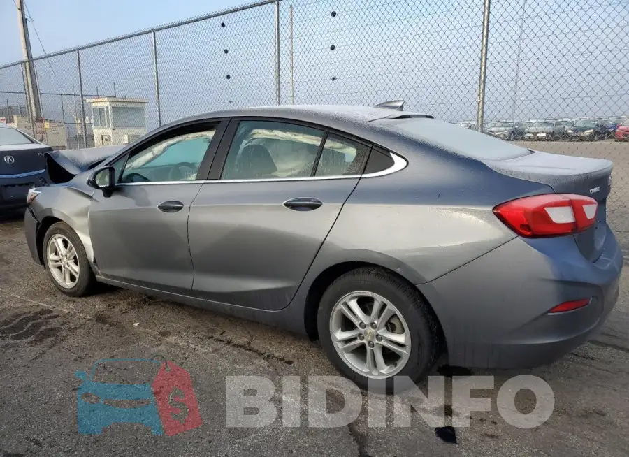 1G1BE5SM5J7186644 Photo# 2