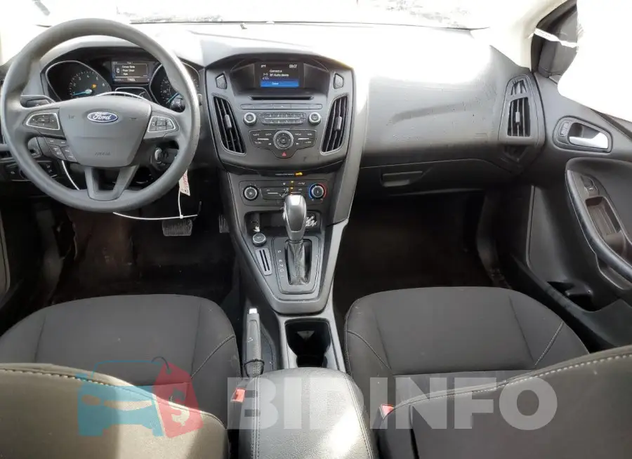 1FADP3F20GL373867 Photo# 8