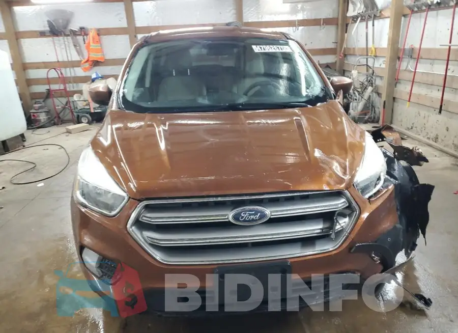 1FMCU9GD6HUA61433 Photo# 5