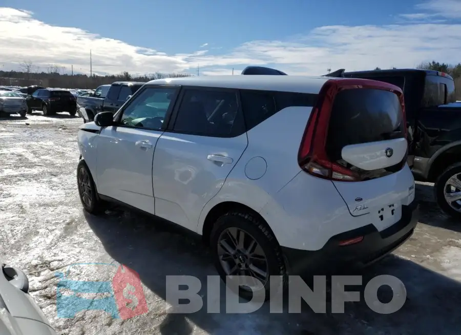 KNDJ23AU8M7797757 Photo# 2