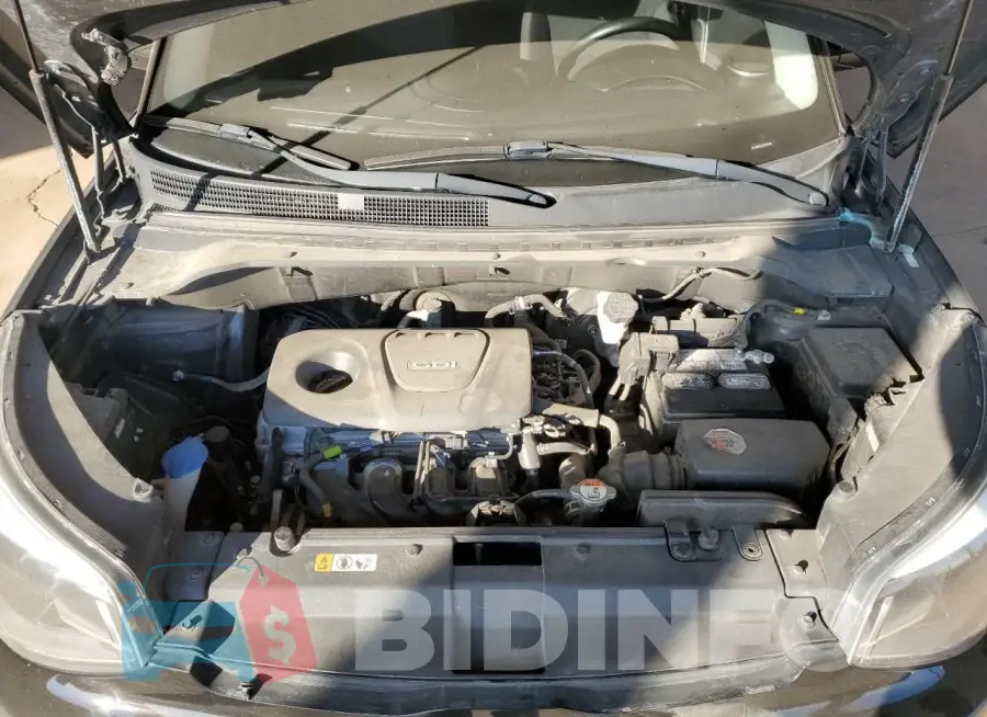 KNDJN2A26K7917696 Photo# 11