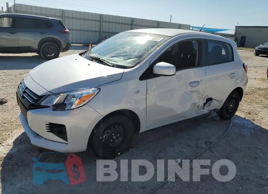 ML32AUHJ4RH035099 Photo# 1