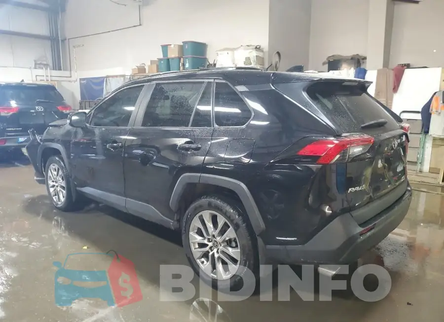 2T3A1RFV6MC178149 Photo# 2