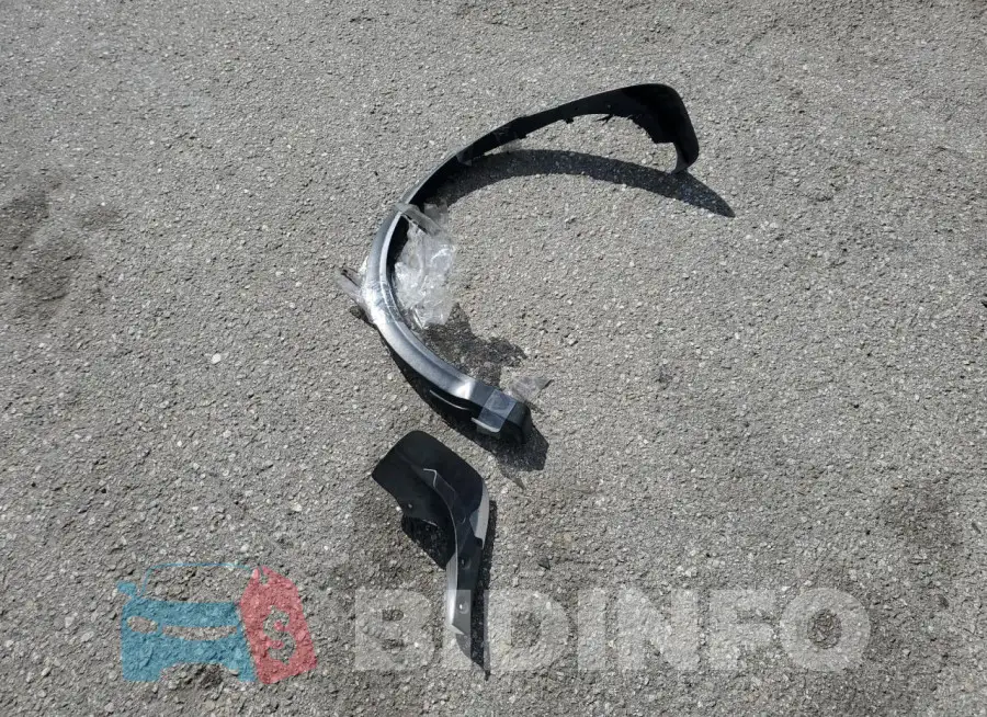 JN1BJ1CP2HW031797 Photo# 13