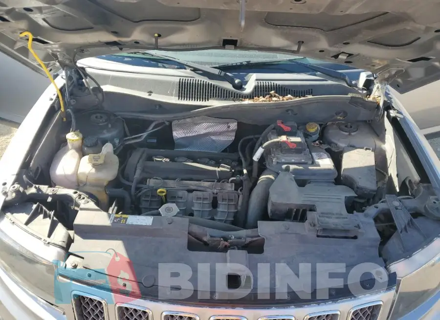 1C4NJCBA8GD525580 Photo# 12