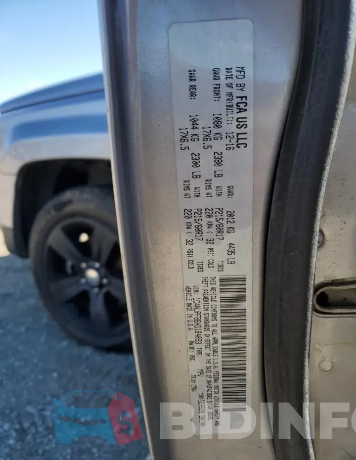 1C4NJPFB6HD184093 Photo# 13