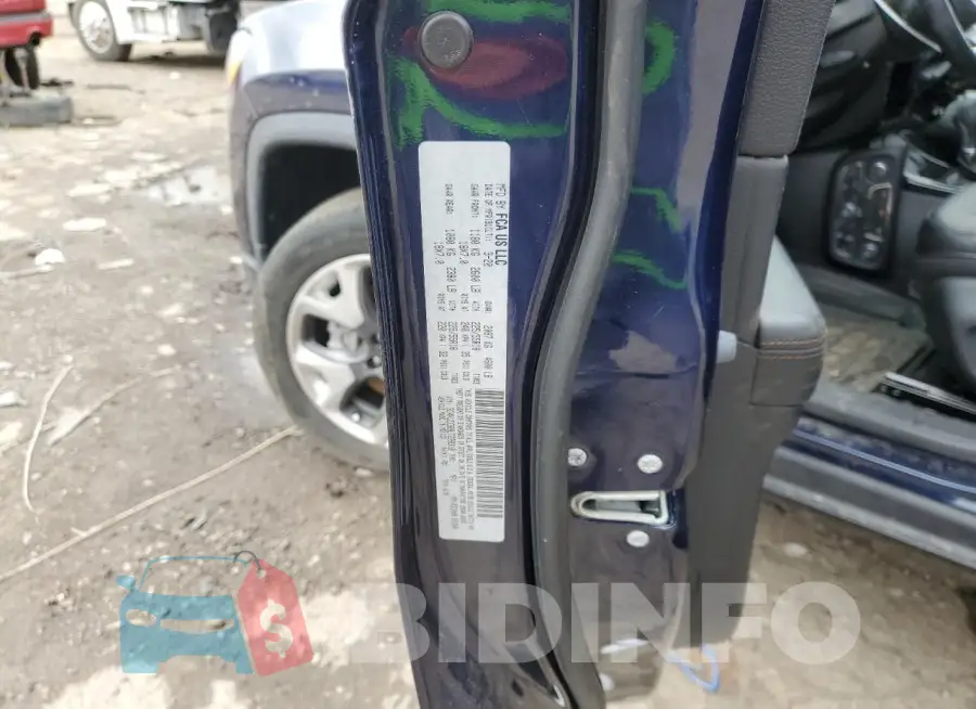 3C4NJDCB9LT228318 Photo# 13