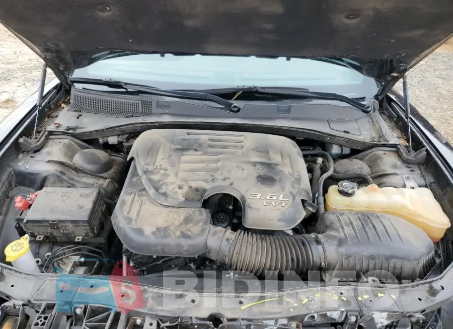 2C3CDXHG8GH276335 Photo# 11