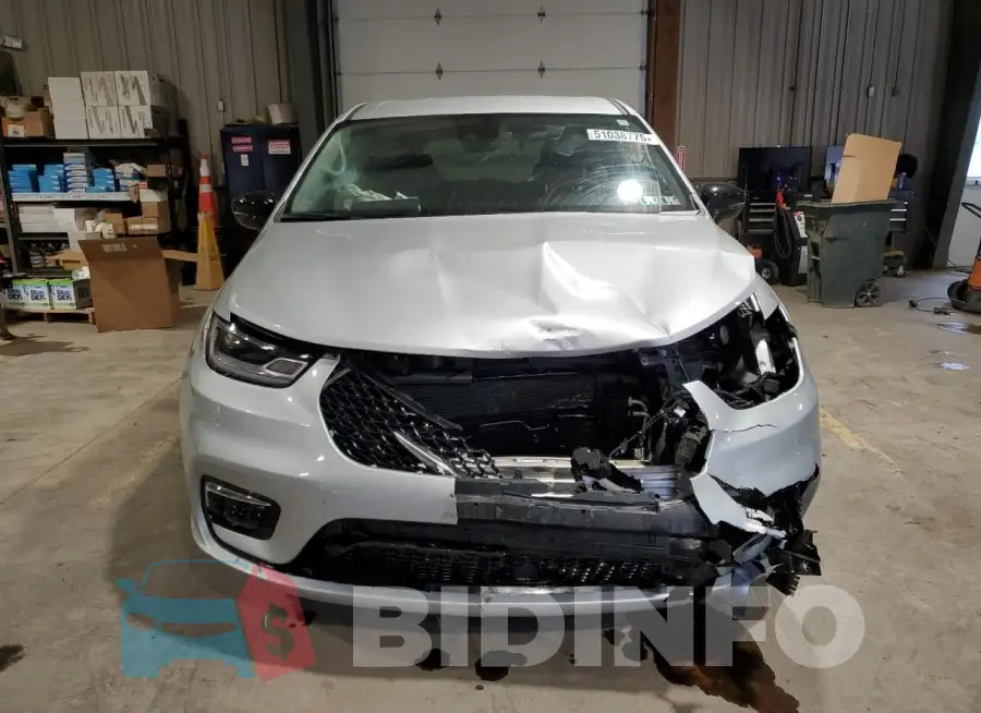 2C4RC1BG2RR172872 Photo# 5