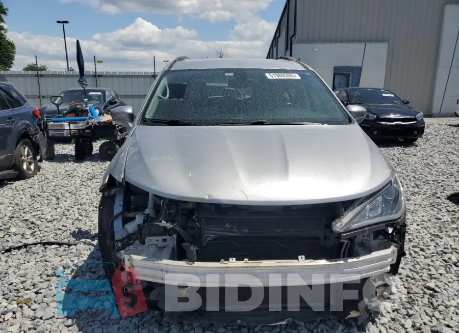 2C4RC1BG5JR237444 Photo# 5