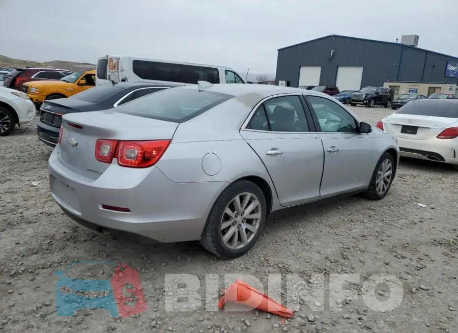 1G11E5SA4GF130081 Photo# 3