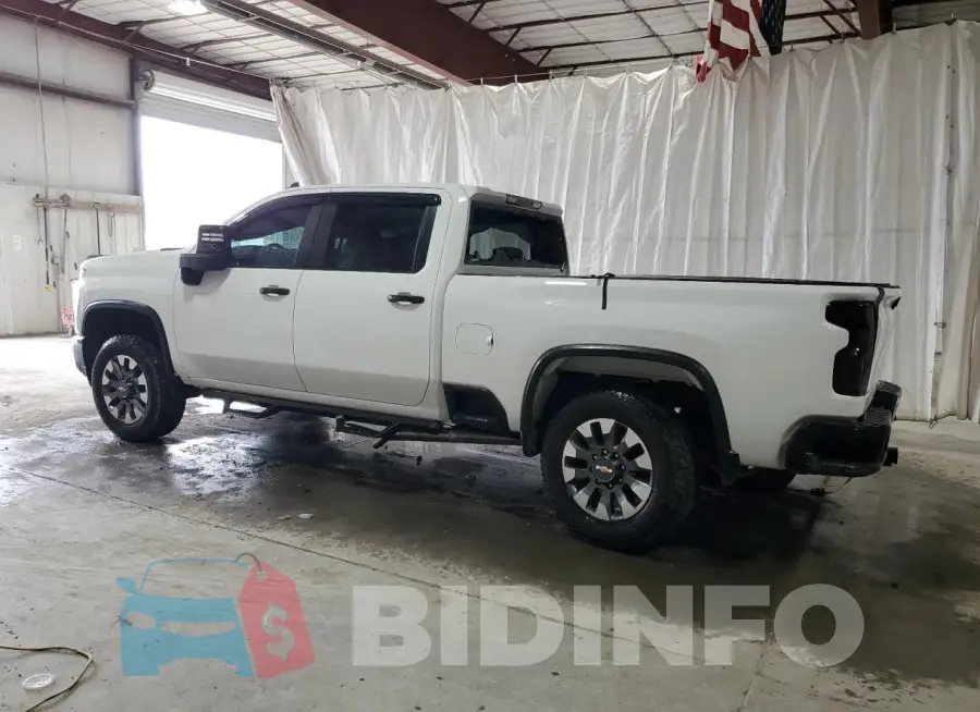 1GC4YME74PF112931 Photo# 2