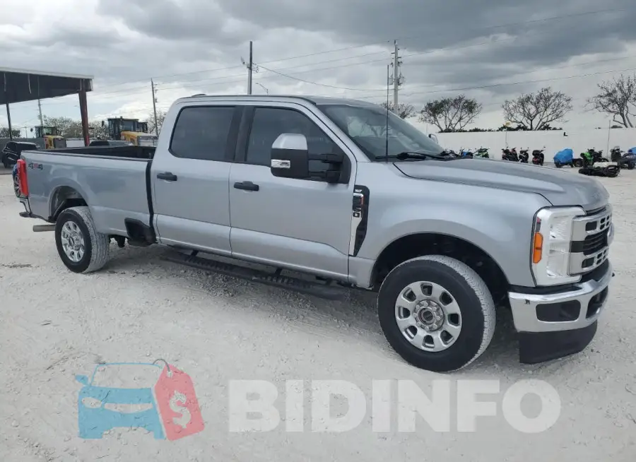 1FT7W2BN2PED30124 Photo# 4