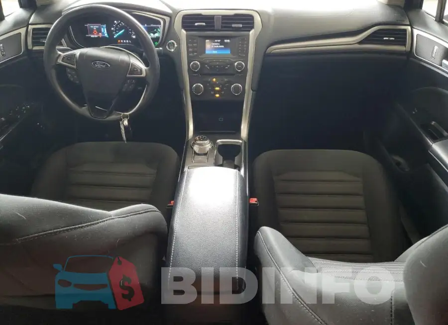 3FA6P0LU1HR344667 Photo# 8