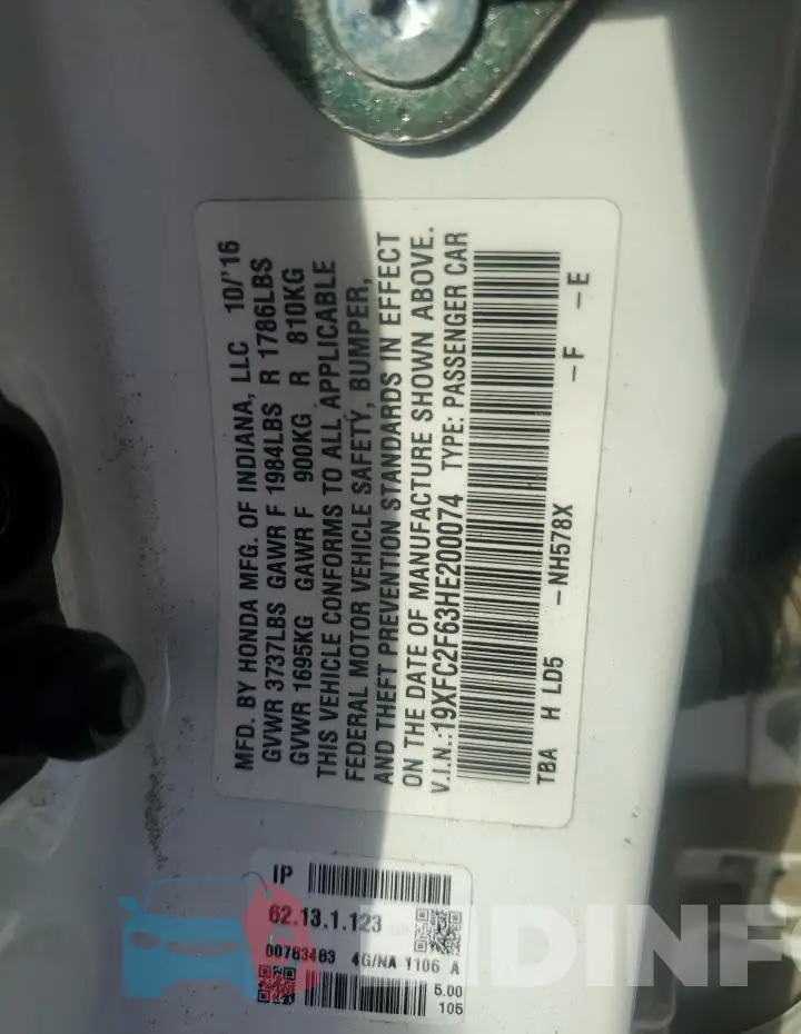 19XFC2F63HE200074 Photo# 12