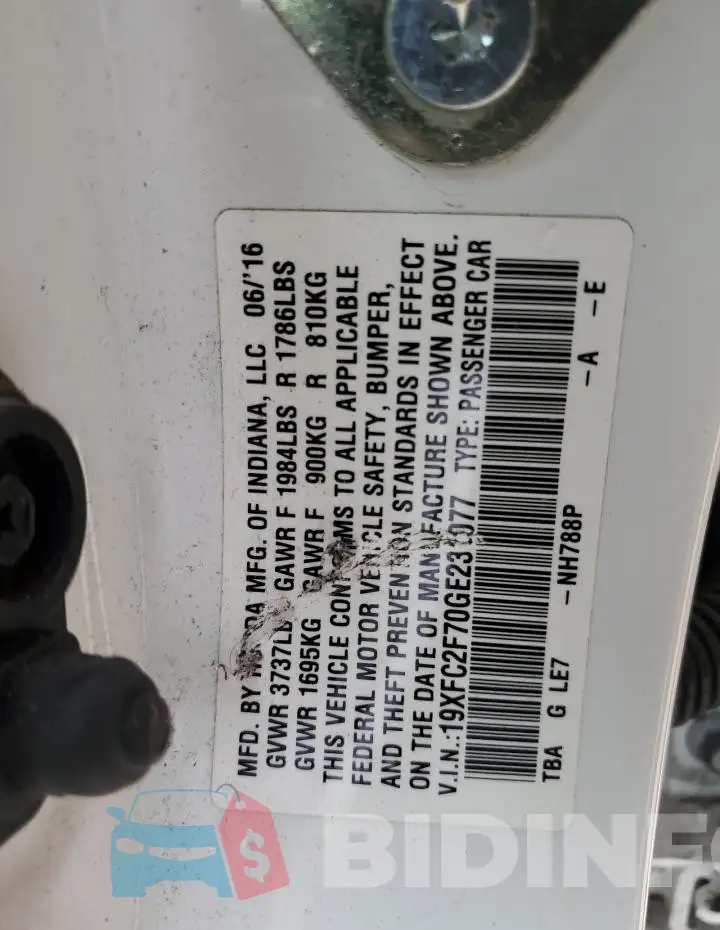 19XFC2F70GE231077 Photo# 13