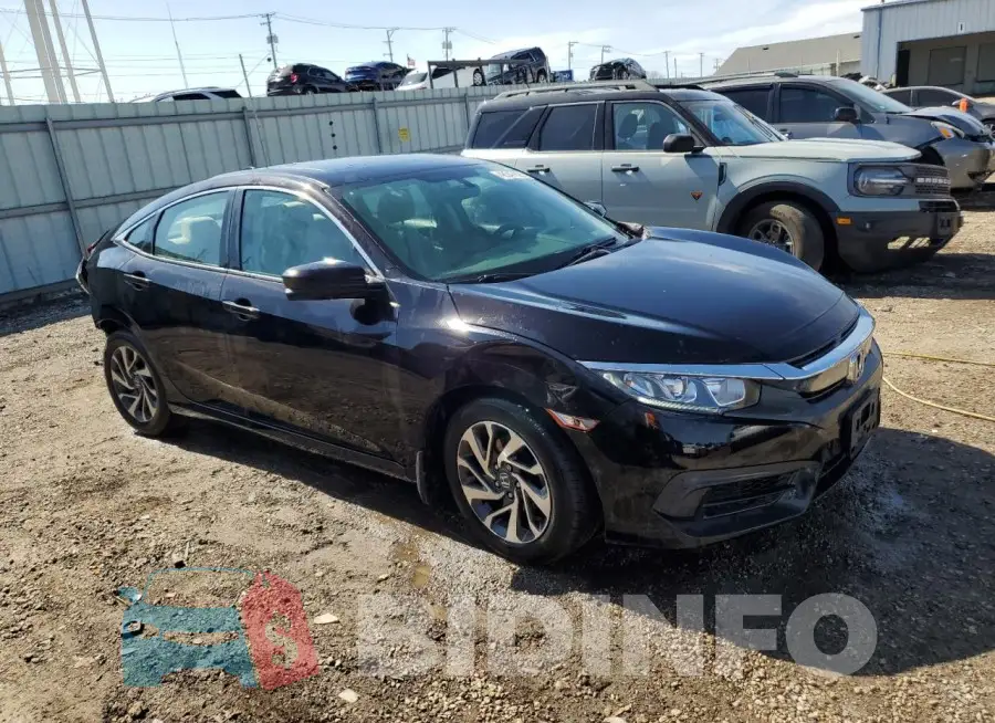 19XFC2F76HE014537 Photo# 4