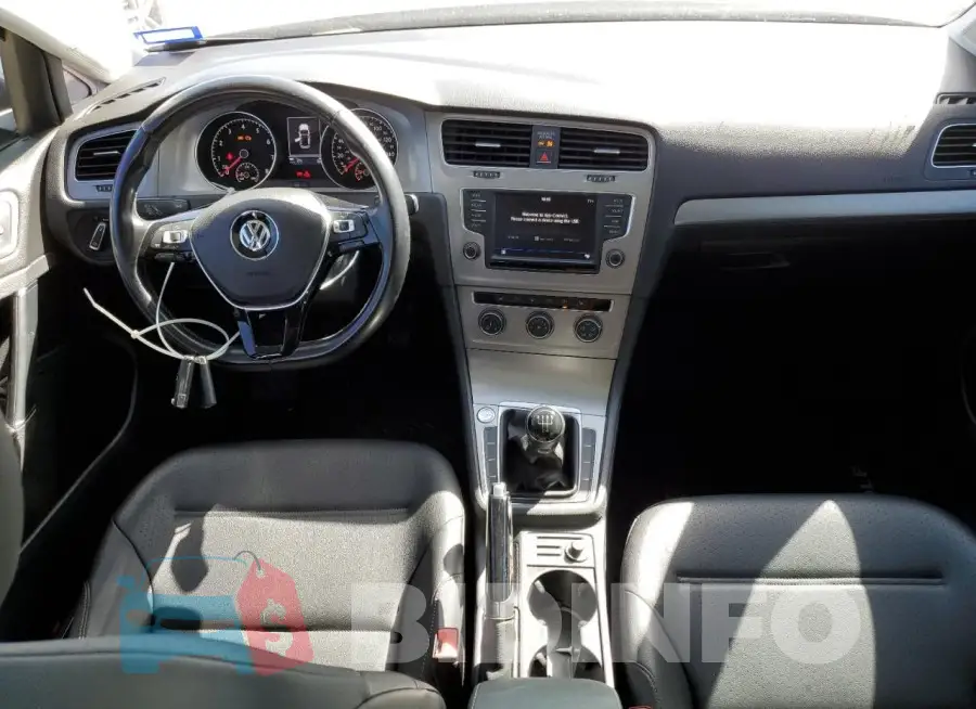 3VW117AU1HM067854 Photo# 8