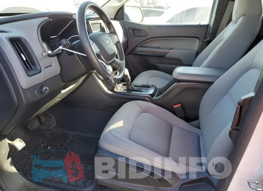 1GCHSBEA9K1157436 Photo# 7