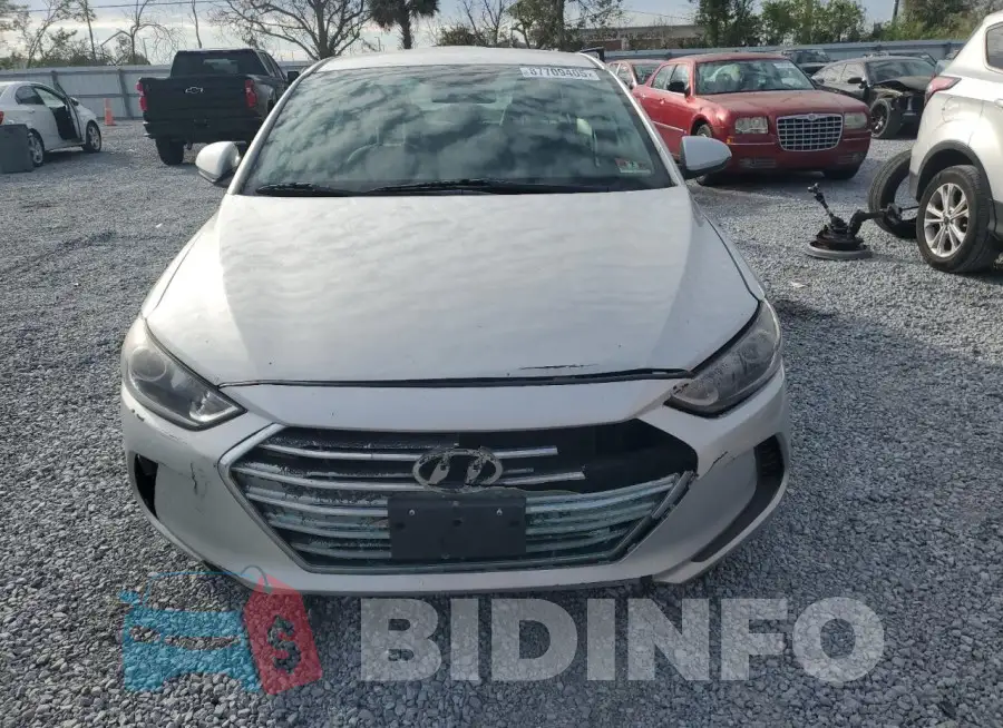5NPD84LFXJH284260 Photo# 5