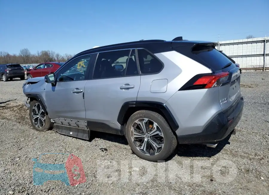 JTMFB3FV8MD011156 Photo# 2