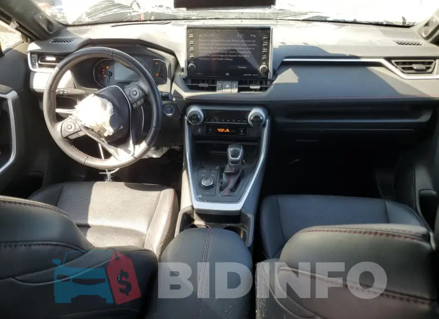 JTMFB3FV8MD011156 Photo# 8