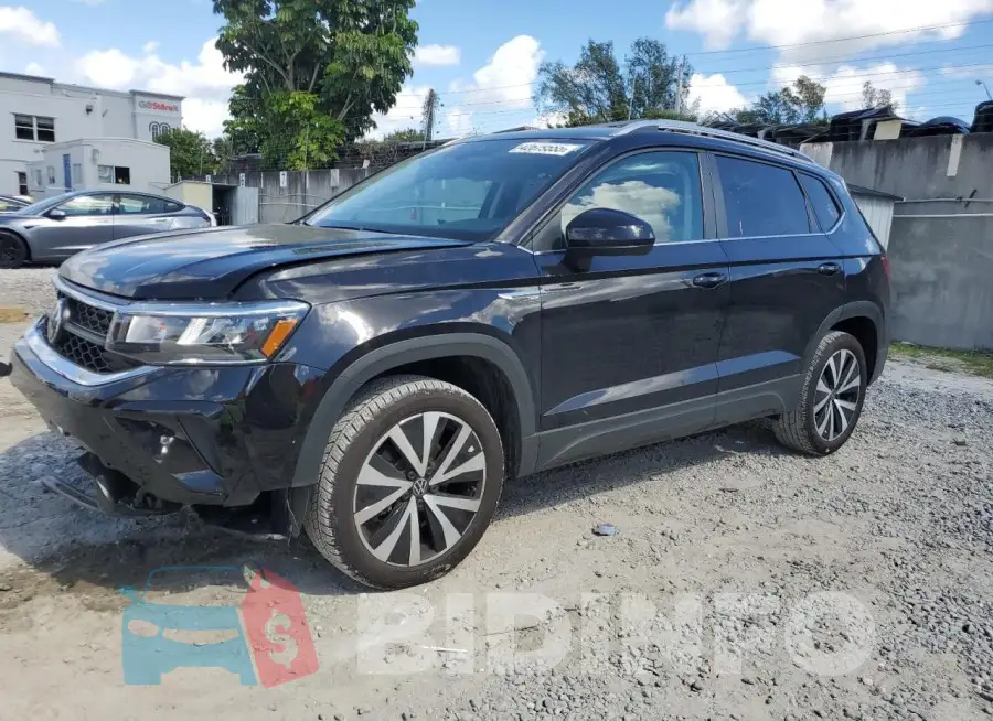 3VVSX7B28RM123617 Photo# 1