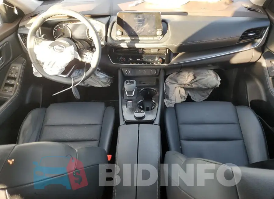 JN8BT3BB4NW333844 Photo# 8