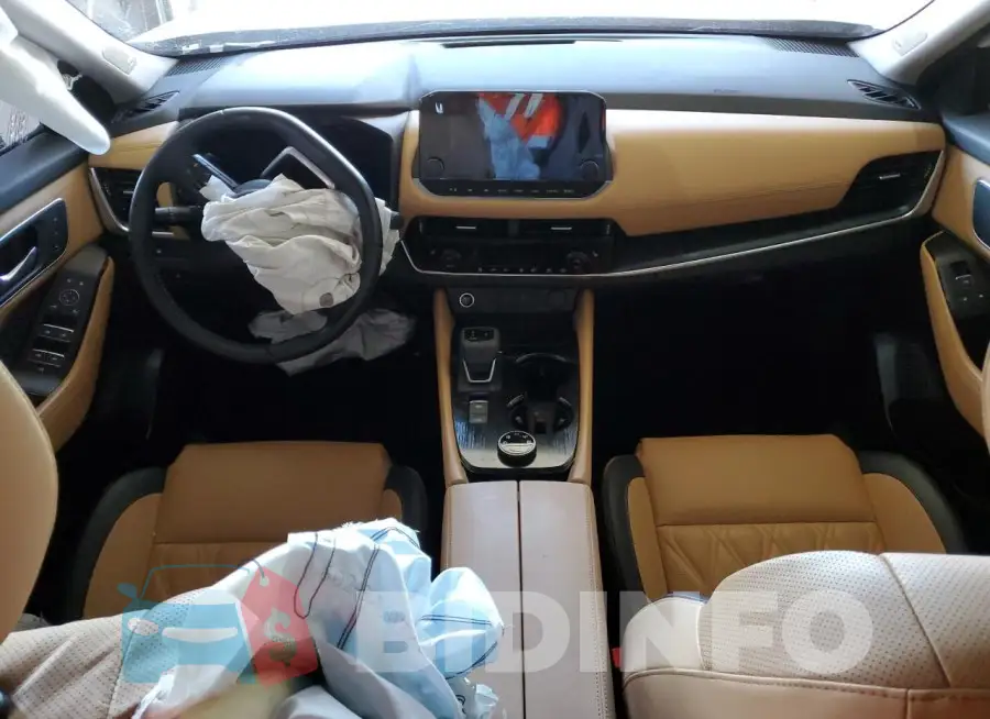 JN8BT3DD8PW317664 Photo# 8