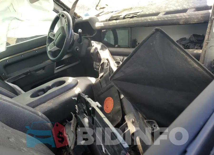 SALEV6RU1M2051056 Photo# 8