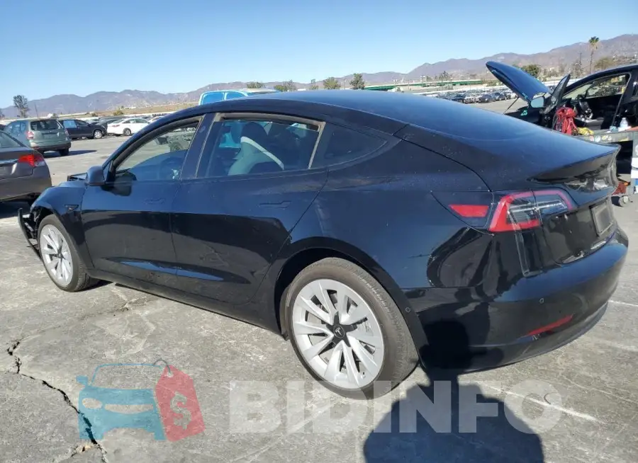 5YJ3E1EB0NF151895 Photo# 2 5YJ3E1EB0NF151895 Photo# 2