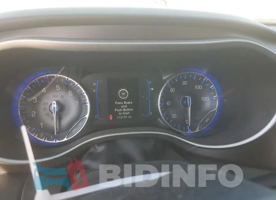 2C4RC1DGXMR505566 Photo# 9