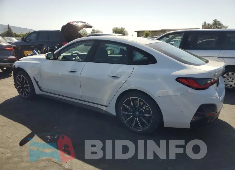 WBY73AW06NFN07751 Photo# 2