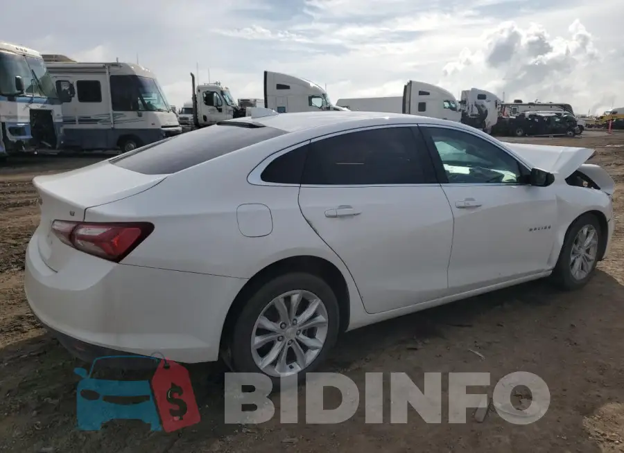1G1ZD5ST5LF005575 Photo# 3