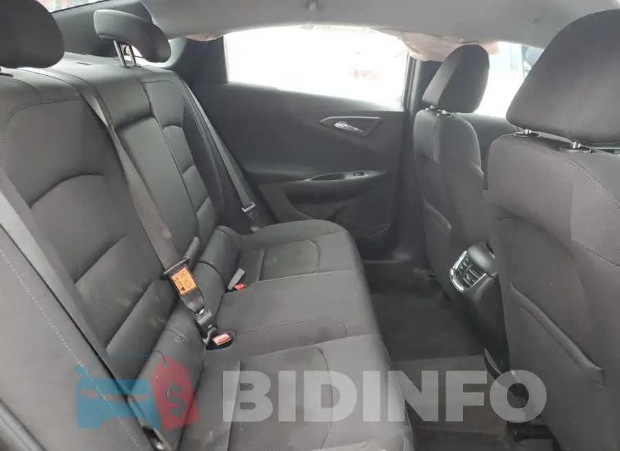 1G1ZD5ST6NF131043 Photo# 10