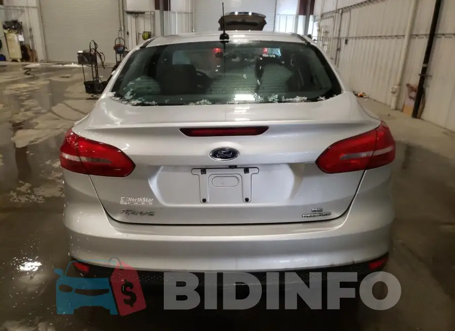 1FADP3F20GL310963 Photo# 6