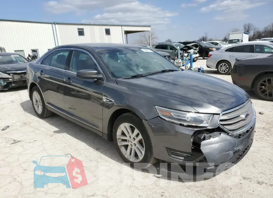 1FAHP2E82JG135746 Photo# 4