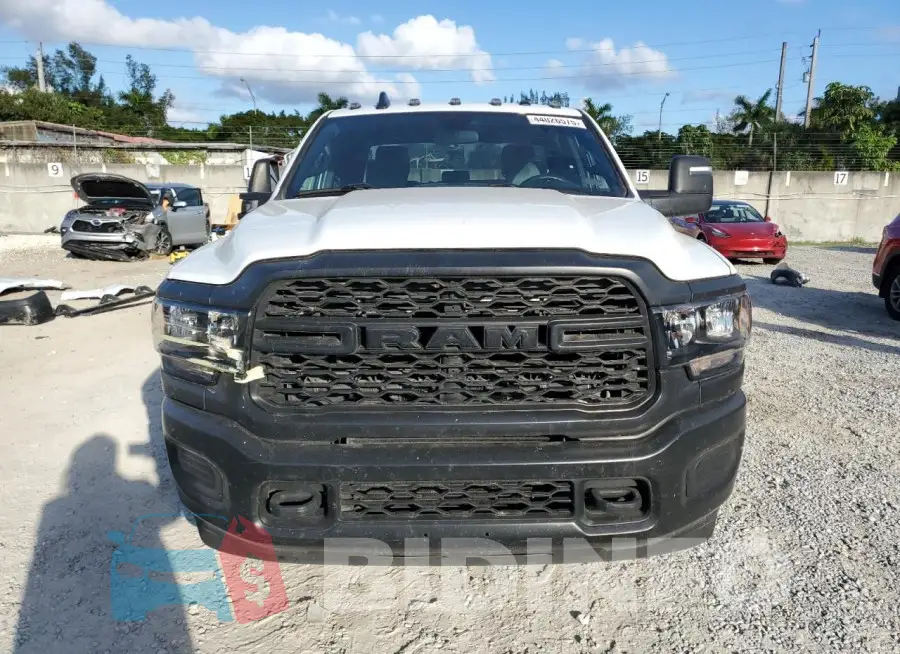 3C63RRGL6PG652013 Photo# 5