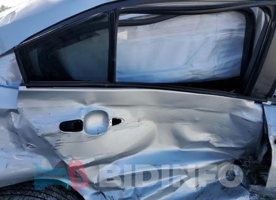 5YFB4MDE6RP207117 Photo# 10