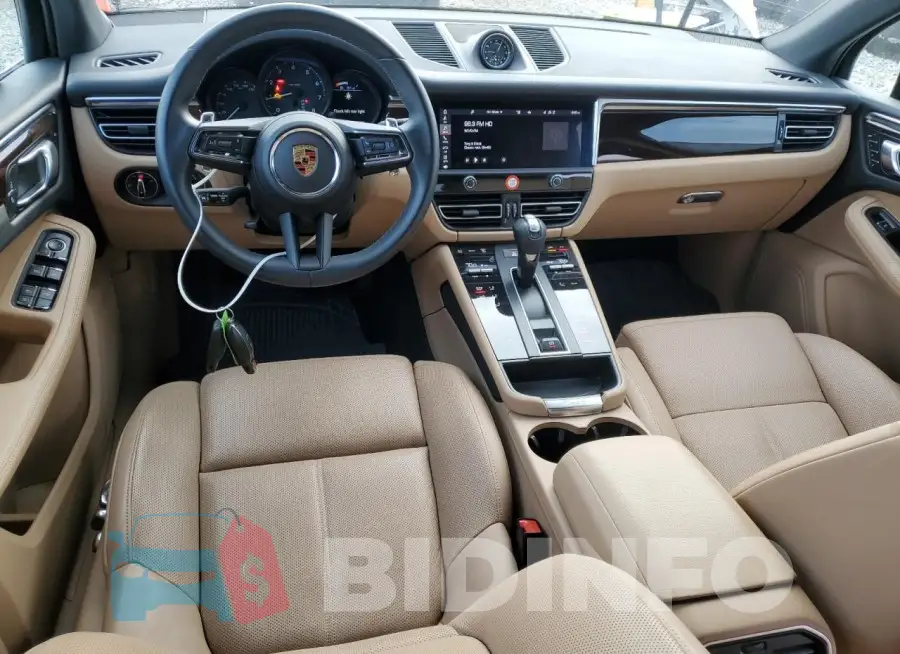 WP1AA2A58PLB10616 Photo# 8