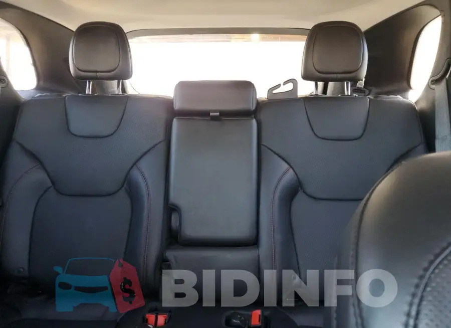 1C4PJMBX9KD437200 Photo# 10